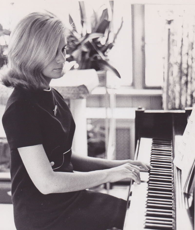 Playing the piano in 1968.